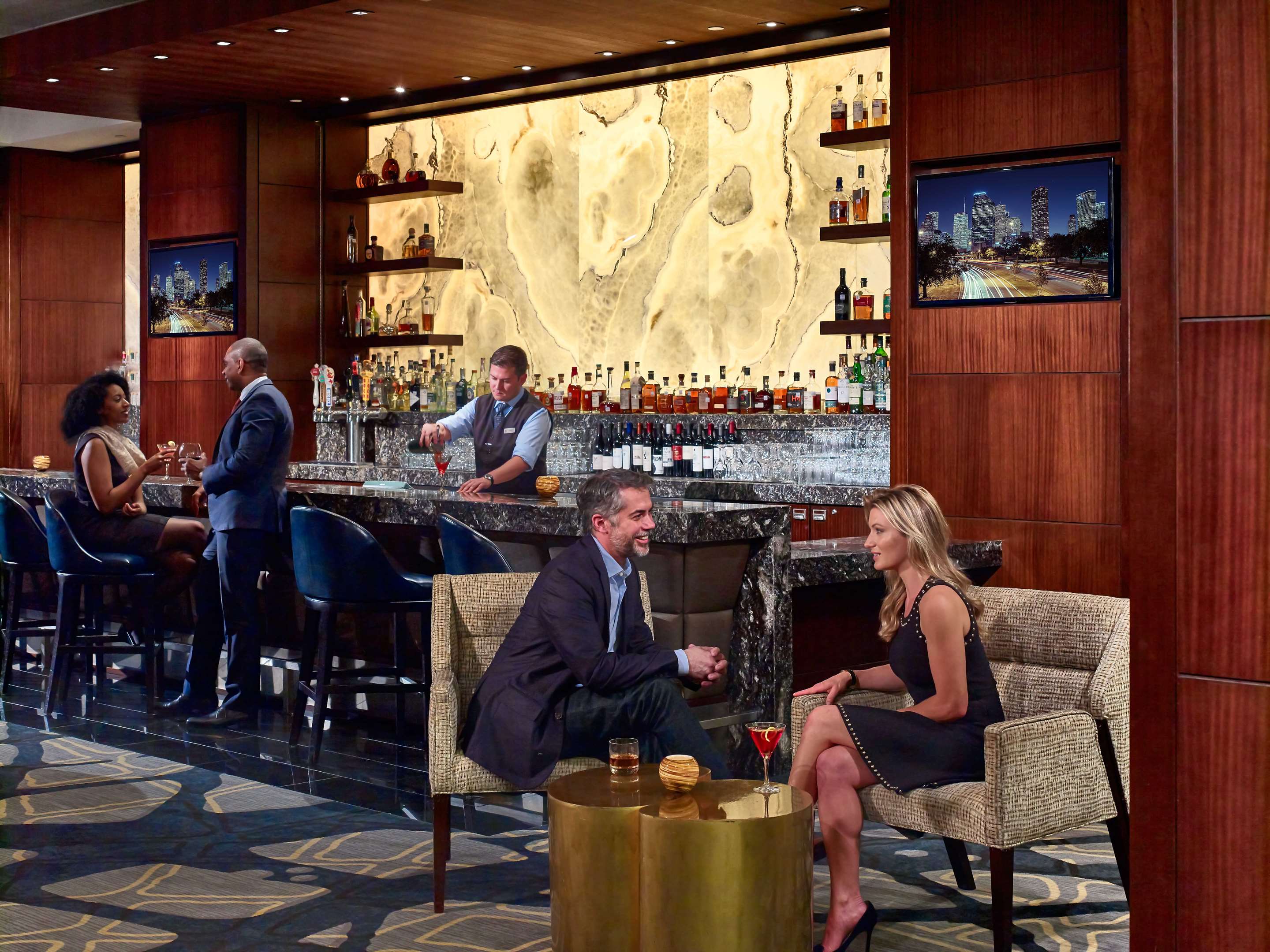 Axis Lounge