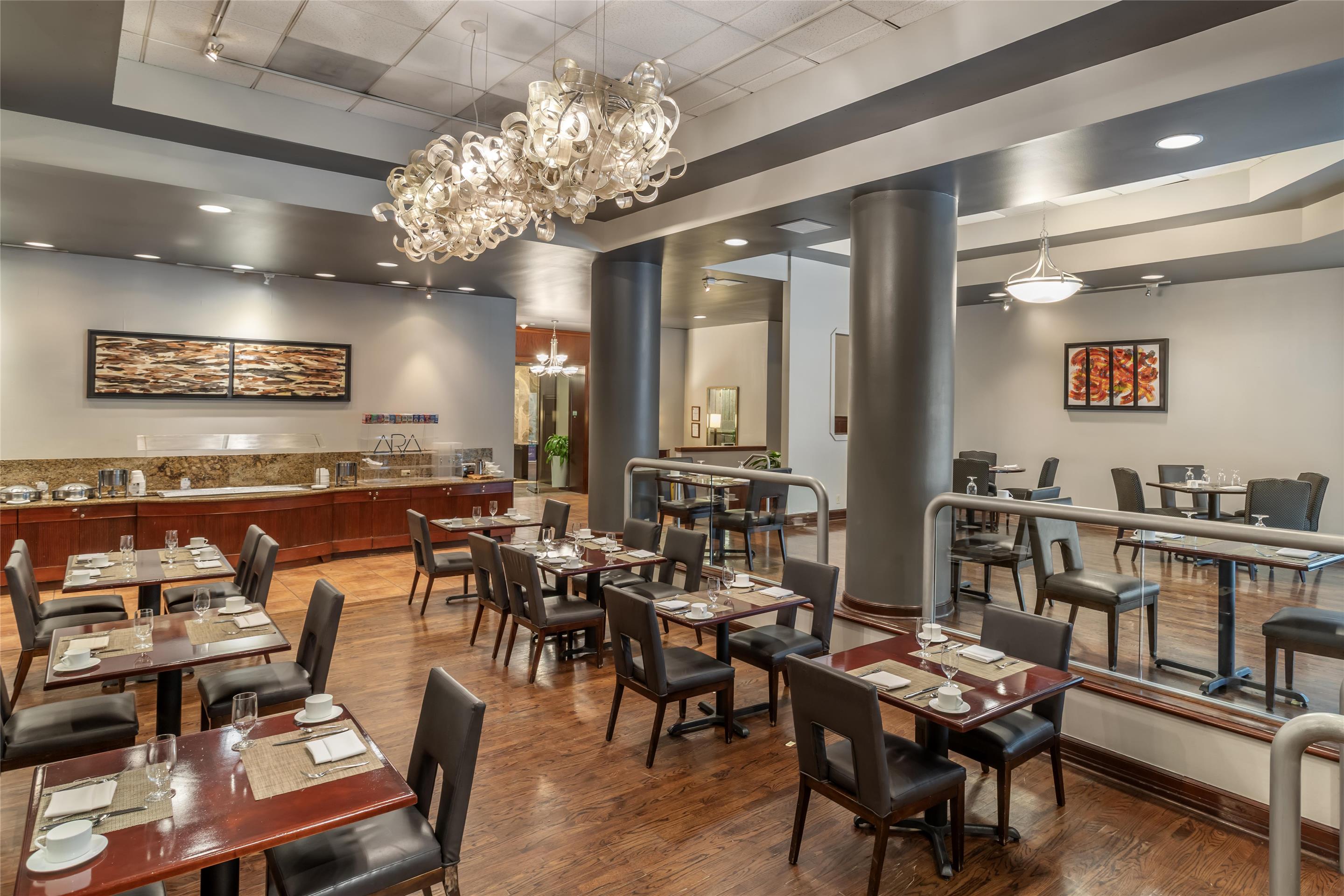 royal sonesta houston ara restaurant