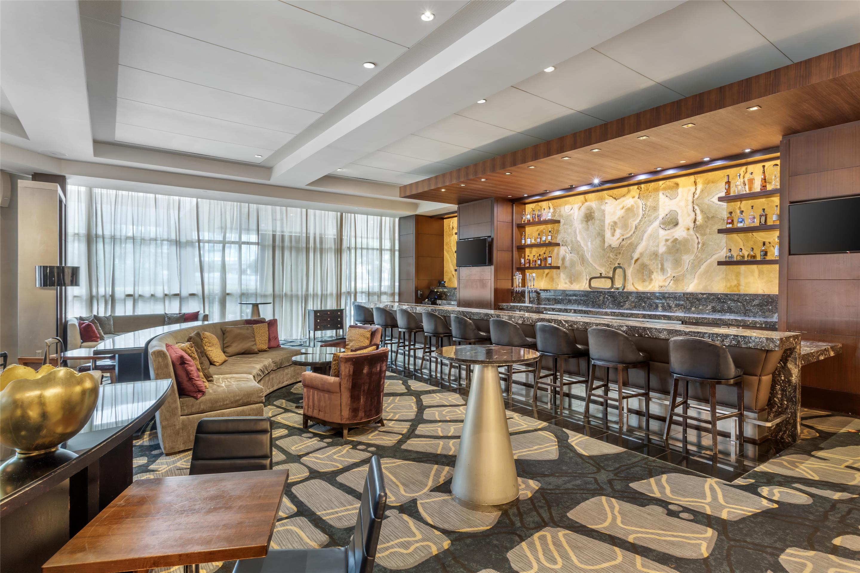 royal sonesta houston axis bar lounge