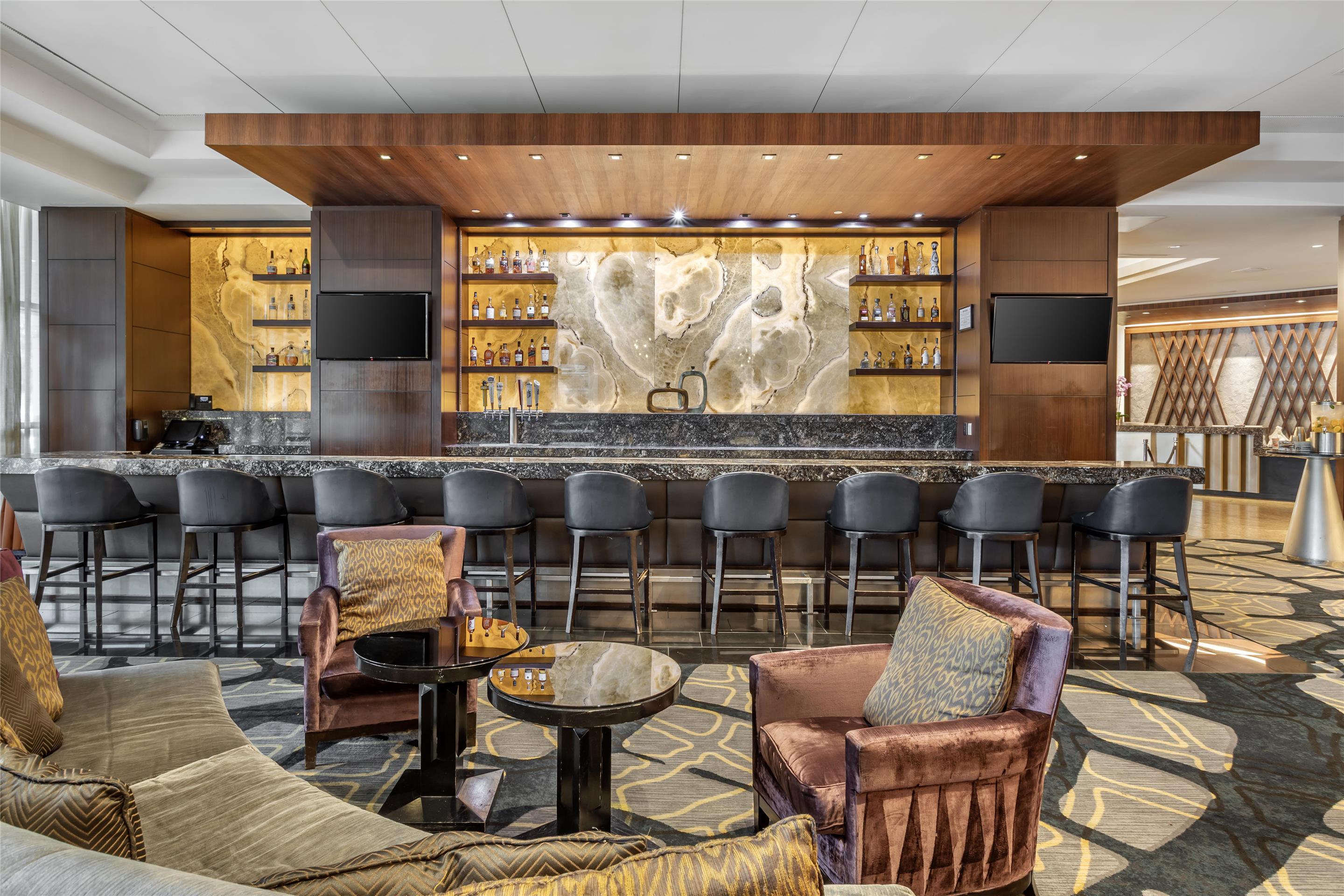 royal sonesta houston axis bar lounge