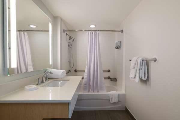  - Sonesta ES Suites Orlando - I-4, Exit 74A