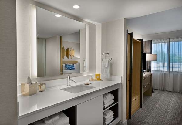 Suite - Sonesta Silicon Valley Hotel Milpitas - I-880, Exit 7