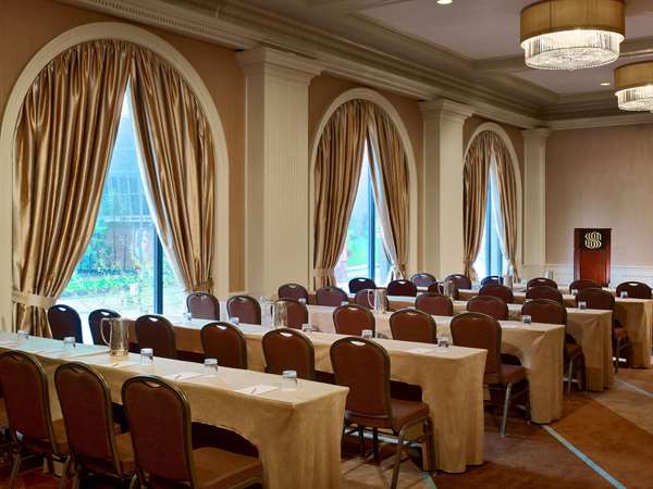  - Royal Sonesta Harbor Court Hotel Baltimore