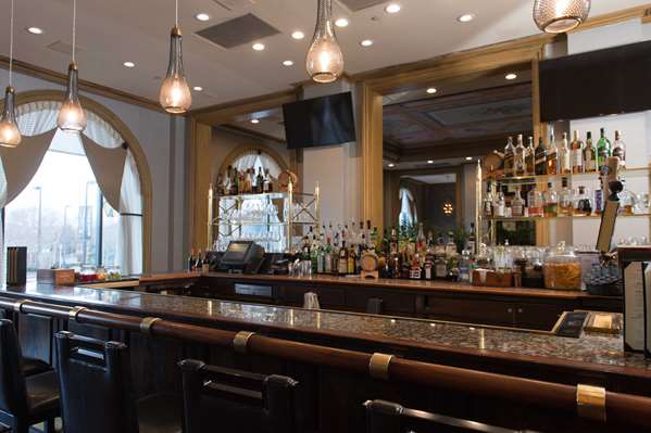 Bar - Royal Sonesta Harbor Court Hotel Baltimore