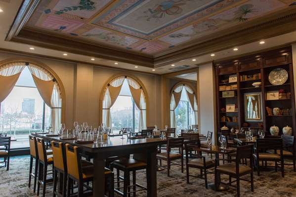 Bar - Royal Sonesta Harbor Court Hotel Baltimore