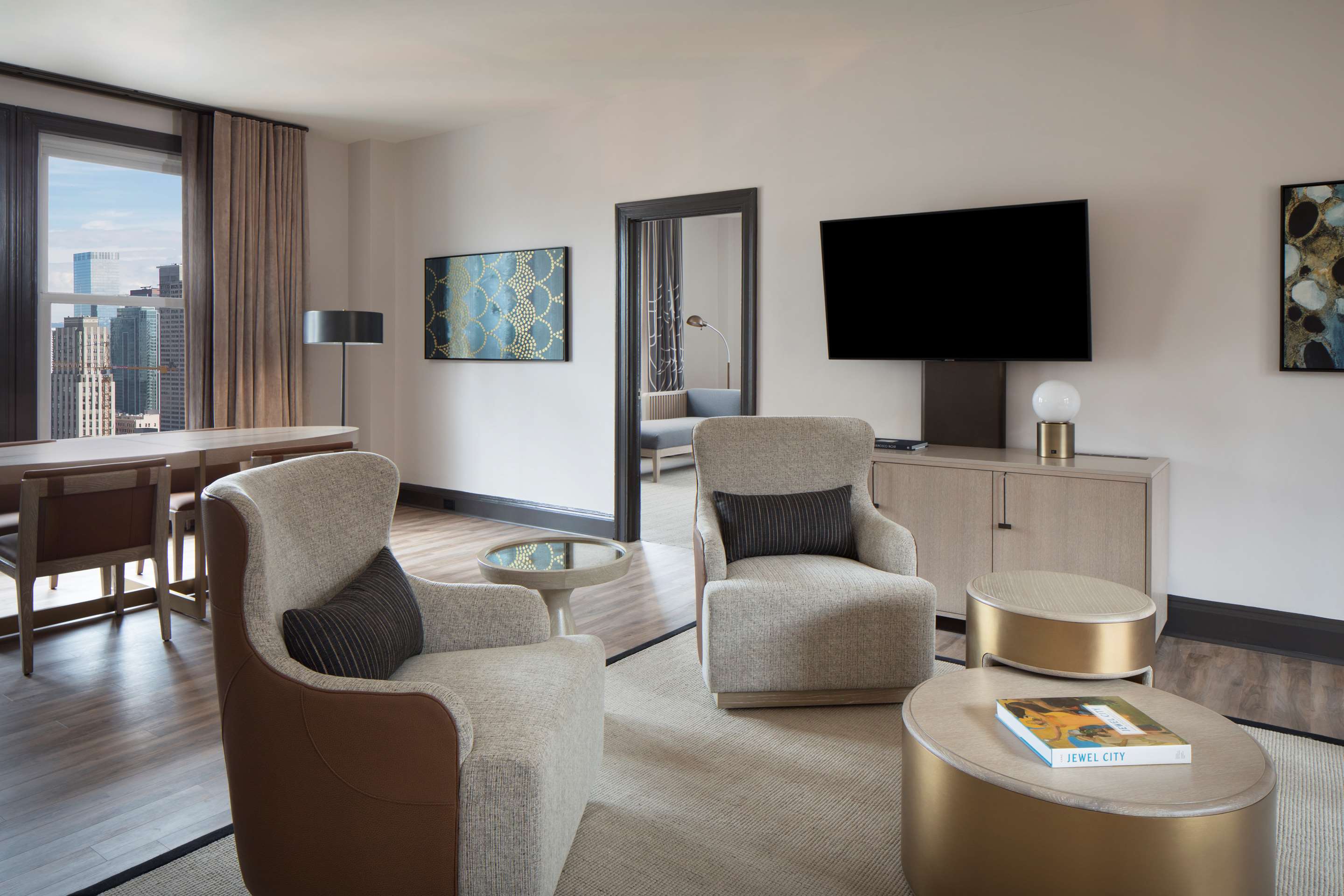 Deluxe Suite Day