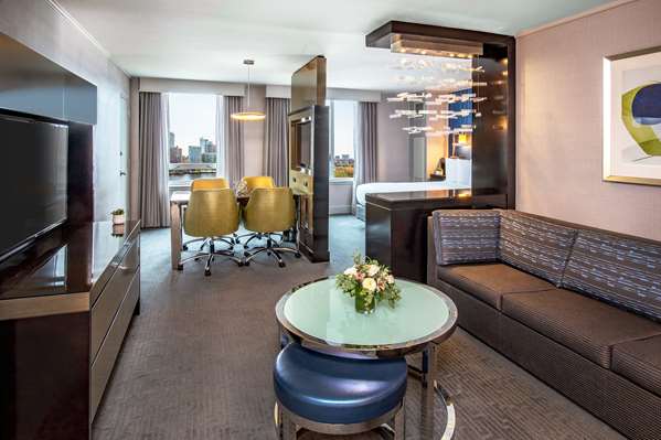 Suite - Royal Sonesta Hotel Cambridge