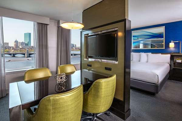 Suite - Royal Sonesta Hotel Cambridge