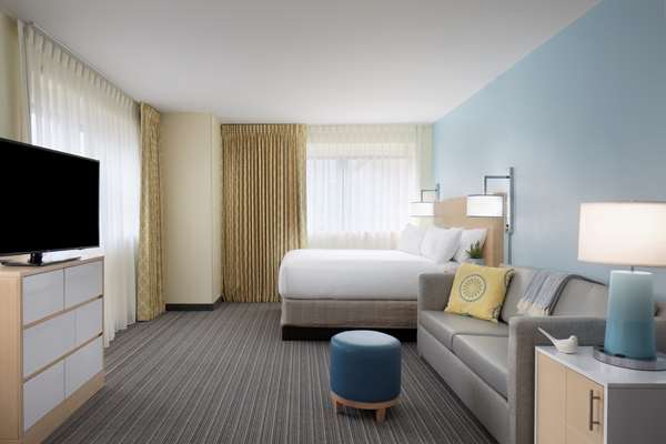  - Sonesta ES Suites Downtown New Orleans