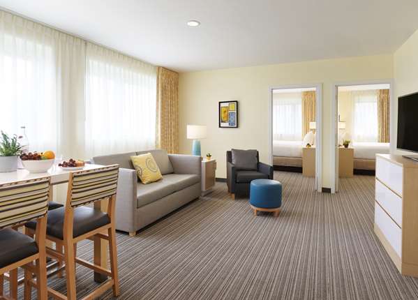  - Sonesta ES Suites Downtown New Orleans