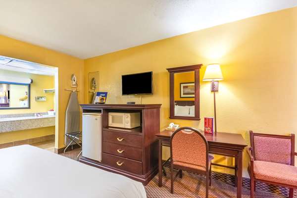  - Americas Best Value Inn Elk City - I-40, Exit 38