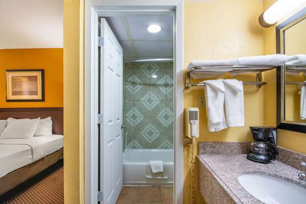  - Americas Best Value Inn Elk City - I-40, Exit 38