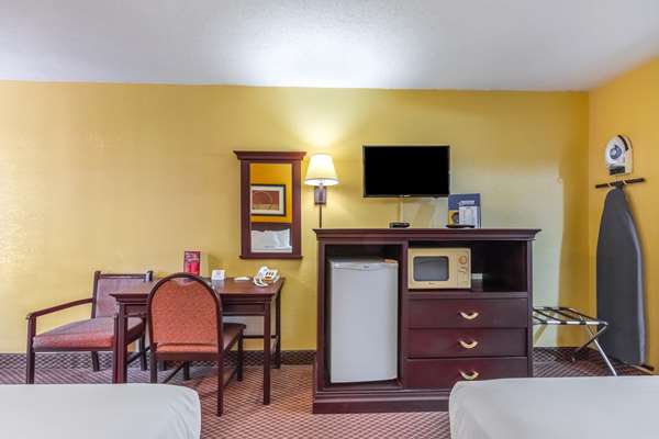  - Americas Best Value Inn Elk City - I-40, Exit 38