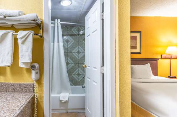  - Americas Best Value Inn Elk City - I-40, Exit 38