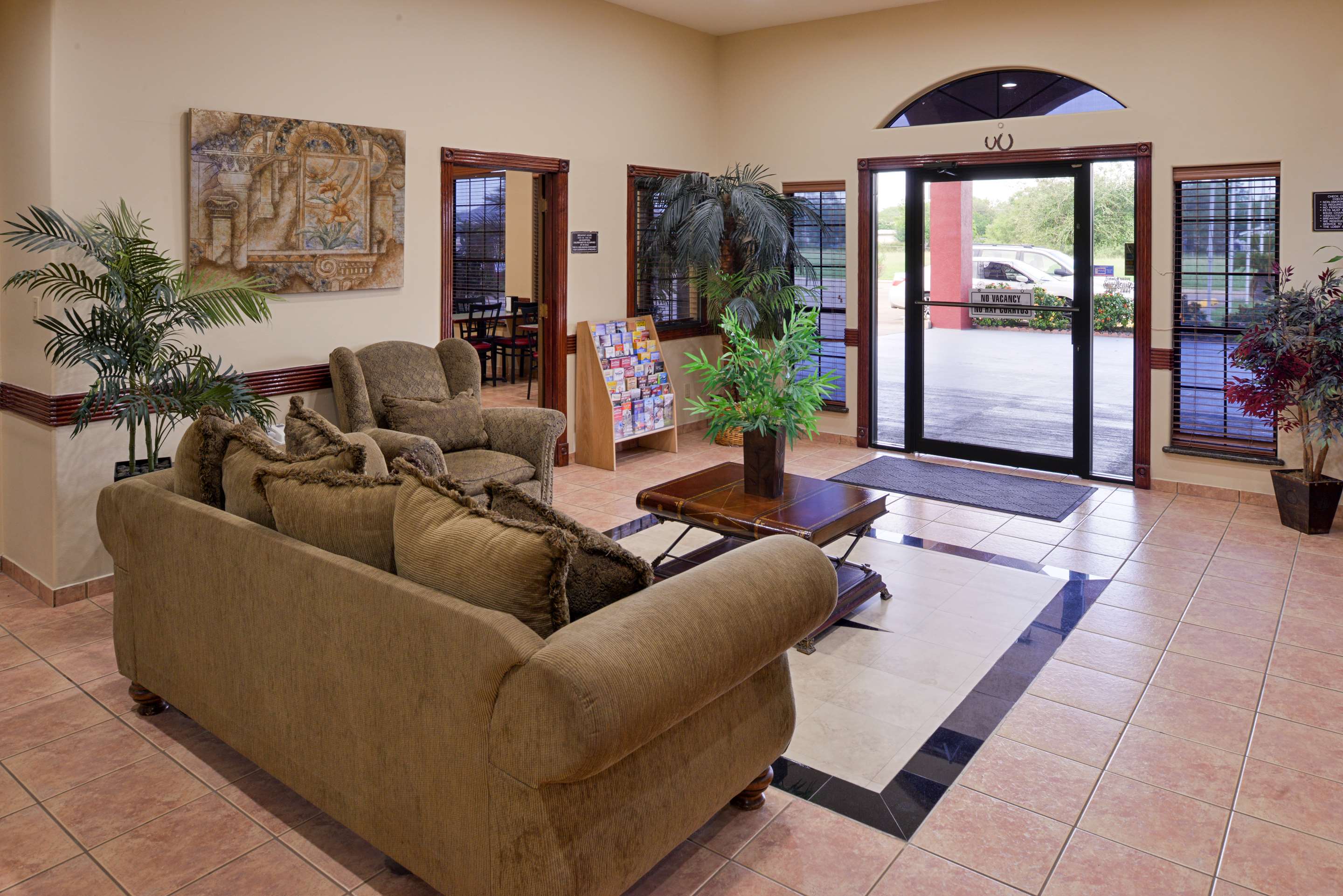 Lobby | Americas Best Value Inn & Suites San Benito