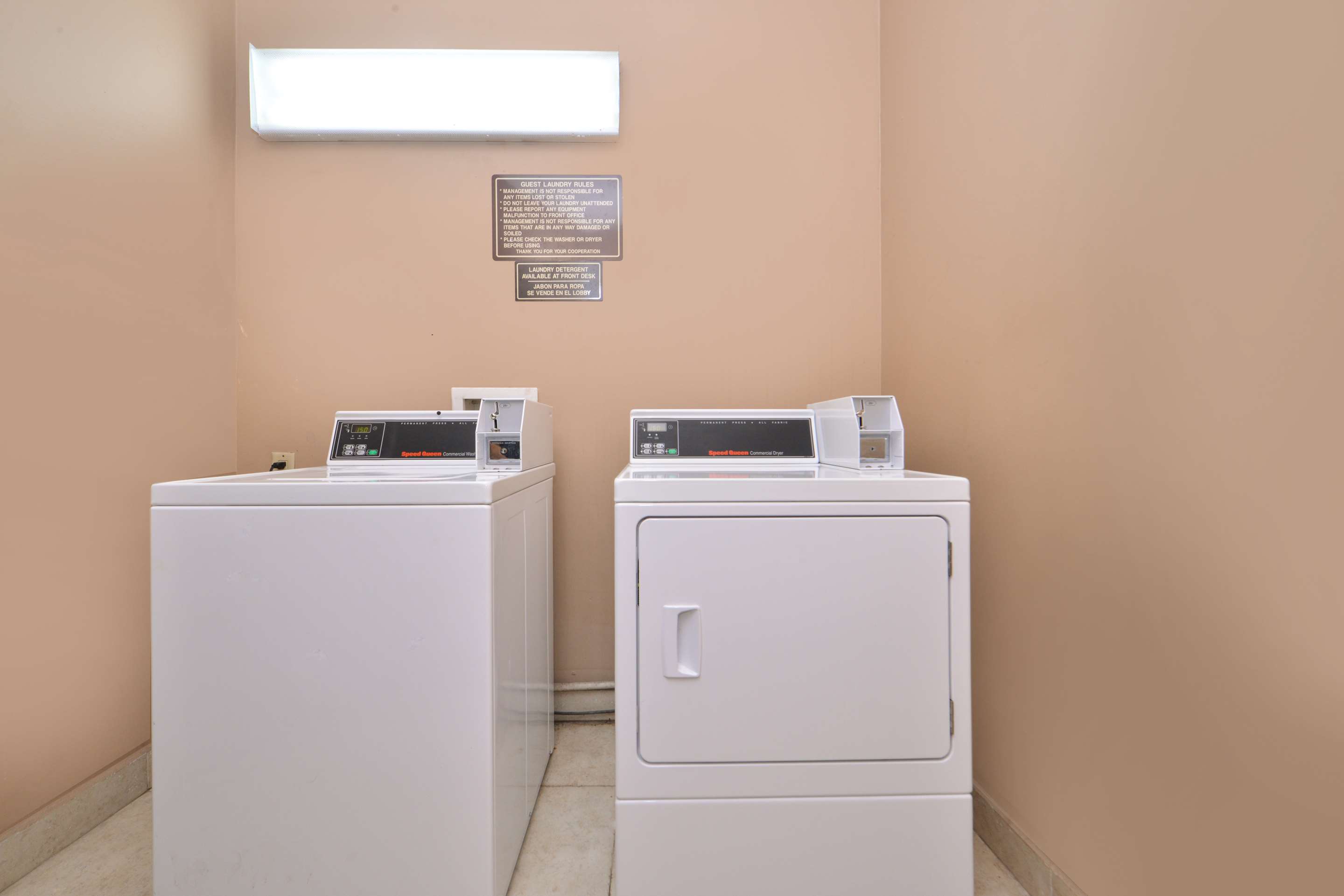 LaundryFacility | Americas Best Value Inn & Suites San Benito