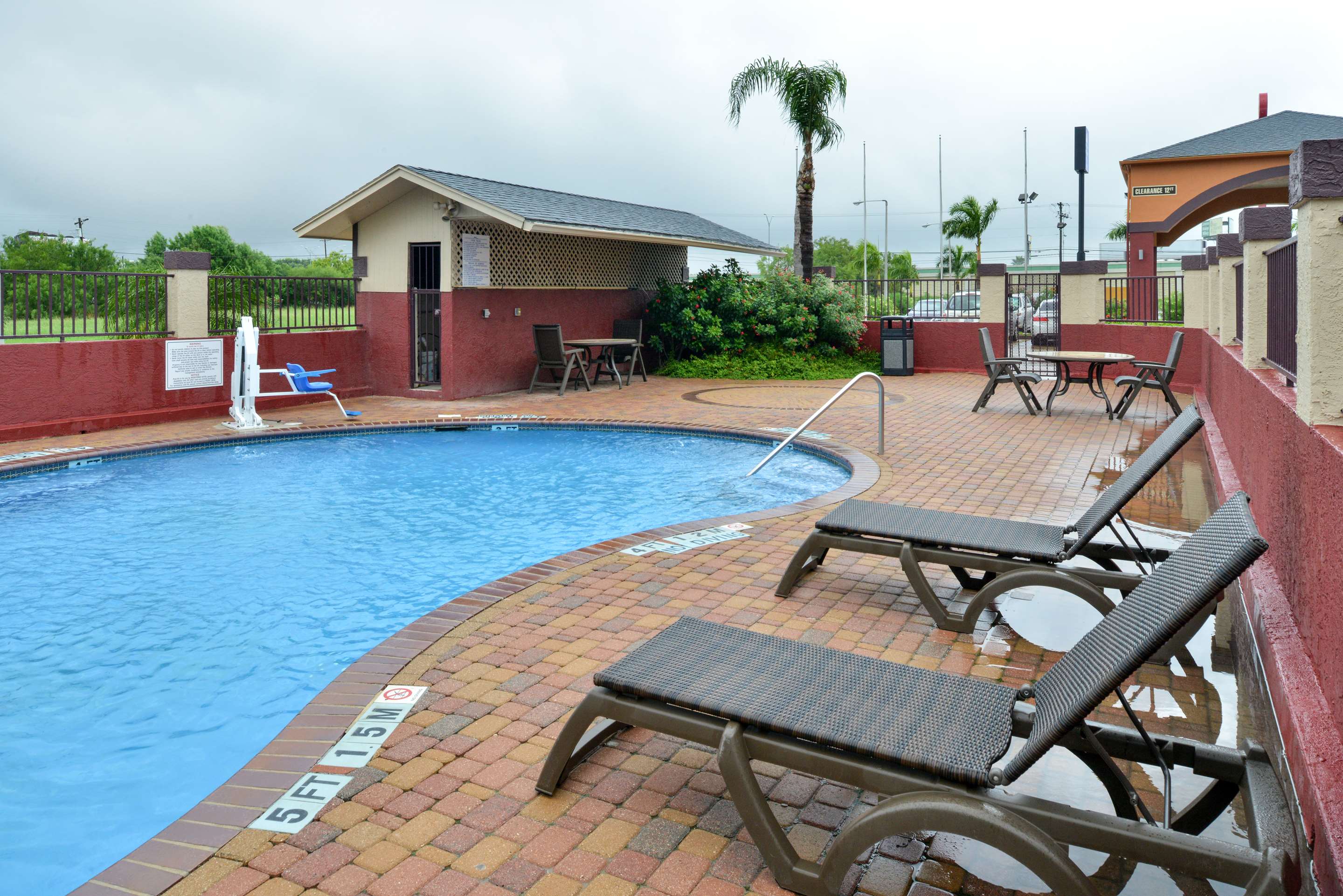 Pool | Americas Best Value Inn & Suites San Benito