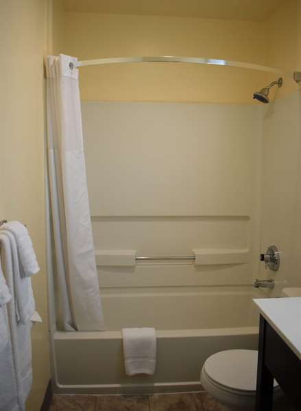  - SureStay Hotel by Best Western Portland City Center