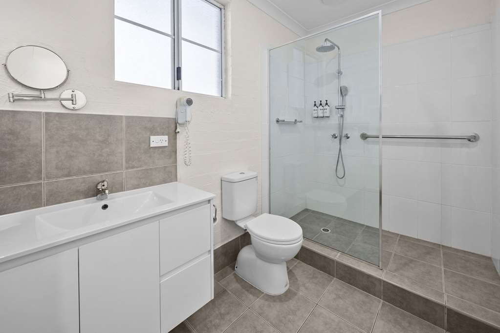 ECONO LODGE BORDER GATEWAY WODONGA-guestroom-Guest Room,Bathroom,On-Site.jpg