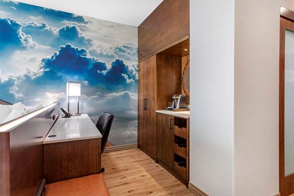  - Cambria Hotel Airport Nashville - I-40, Exit 216