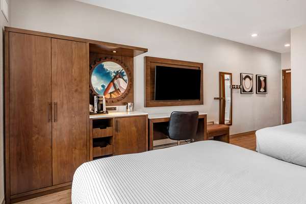  - Cambria Hotel Airport Nashville - I-40, Exit 216