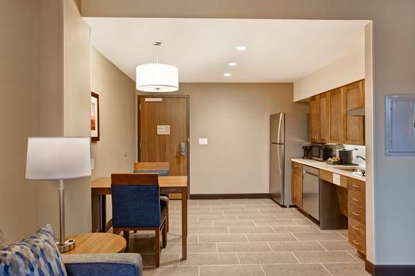  - Homewood Suites by Hilton Summerville - I-26, Exit 199