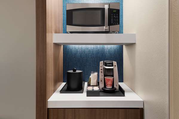  - Hilton Garden Inn & Conference Center Brookfield - I-94, Exit 301