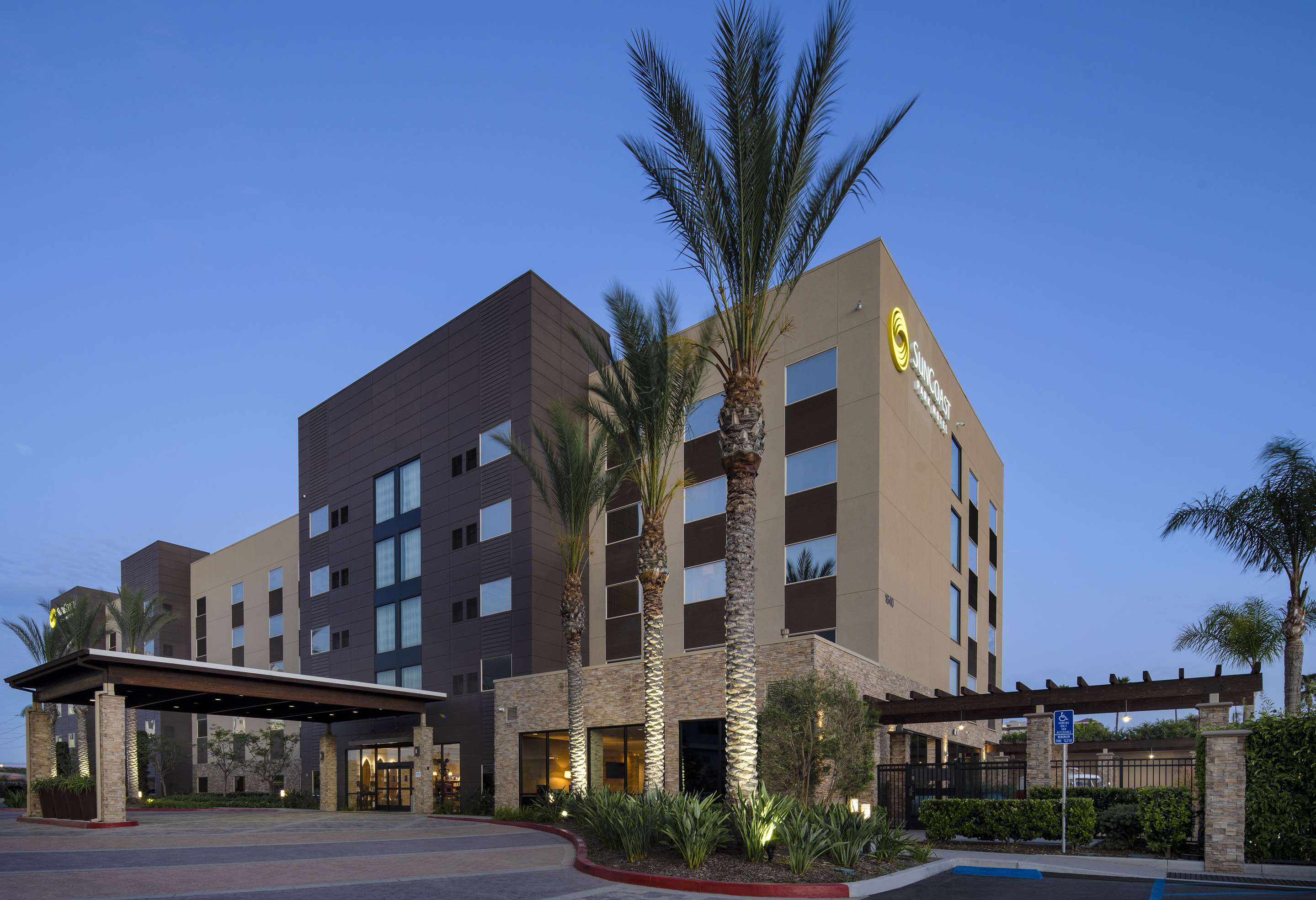Exterior | SunCoast Hotel Anaheim, Tapestry Collection by Hilton