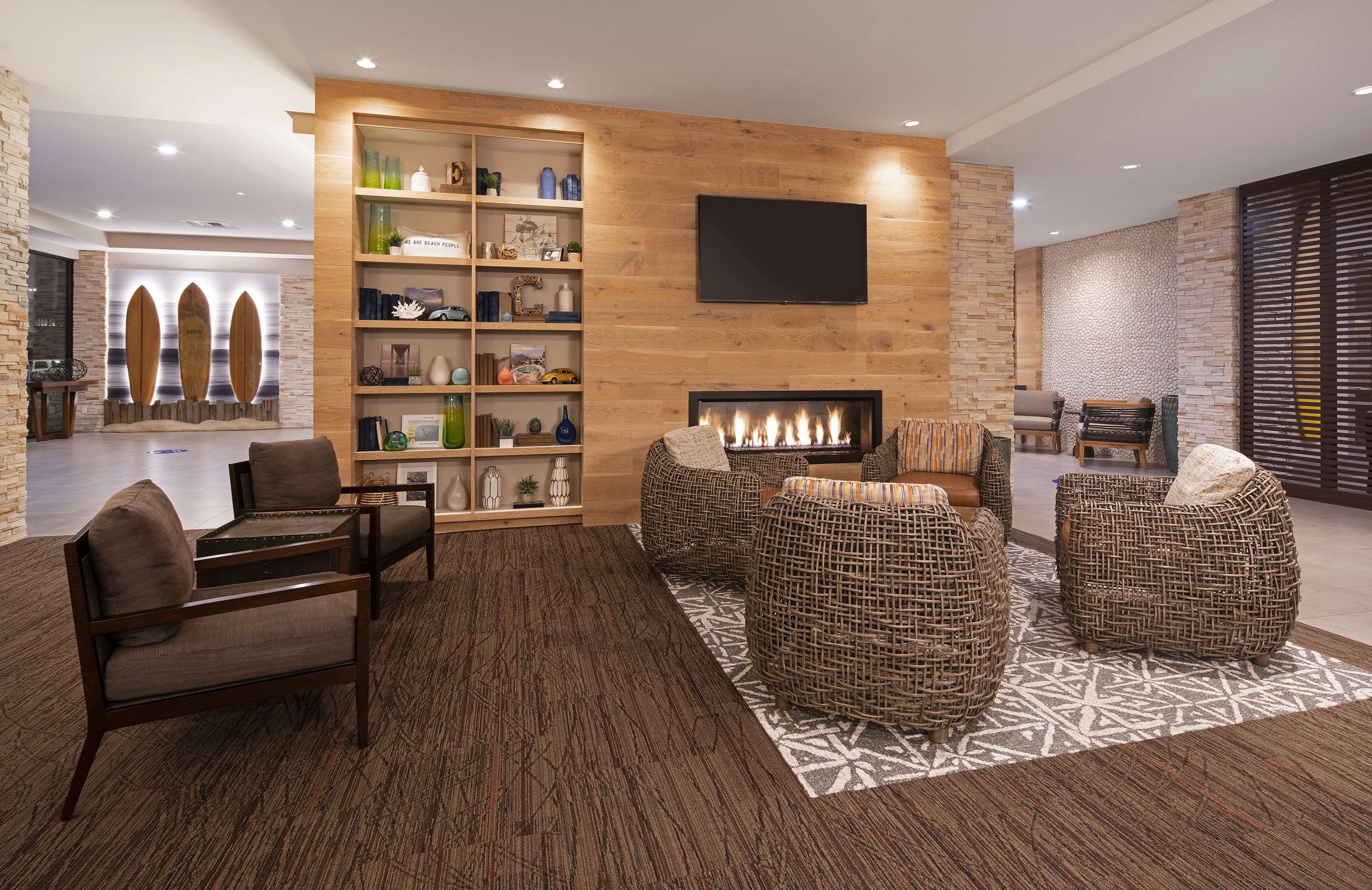 Lobby | SunCoast Hotel Anaheim, Tapestry Collection by Hilton