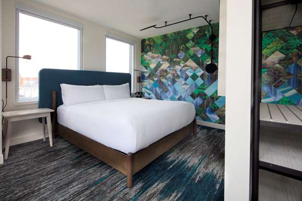  - Canvas Hotel Moncton
