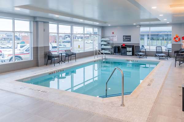 Pool - Hilton Garden Inn Sudbury