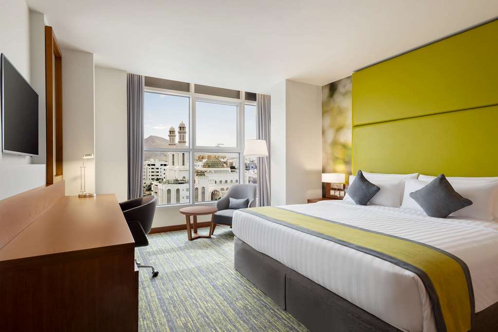 WYNDHAM GDN MUSCAT AL KHUWAIR-guestroom-Guest Room,Suite,On-Site.jpg