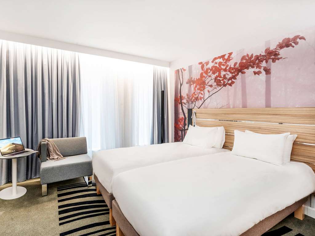 Novotel Leicester Room Type - Standard Room with 2 Single Beds