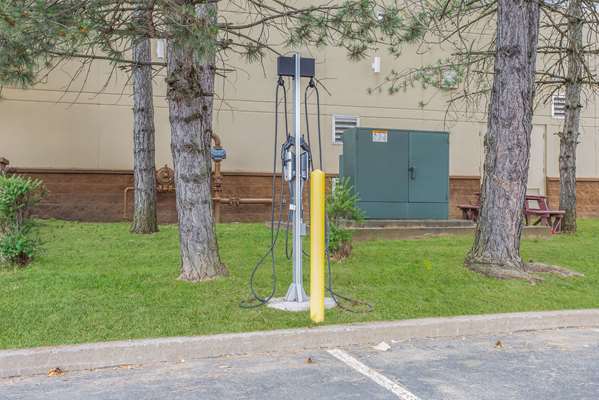 Exterior view - Burrstone Inn New Hartford