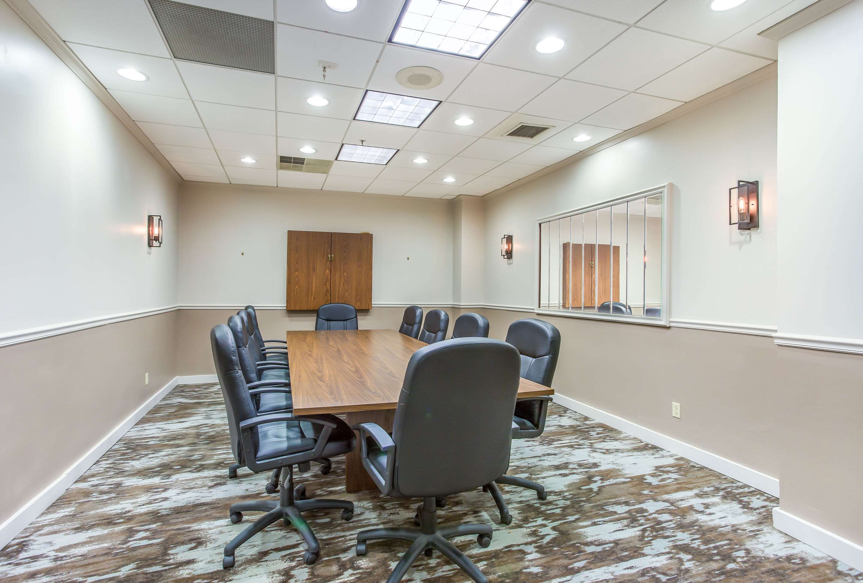 Conference Room | Burrstone Inn, Ascend Hotel Collection