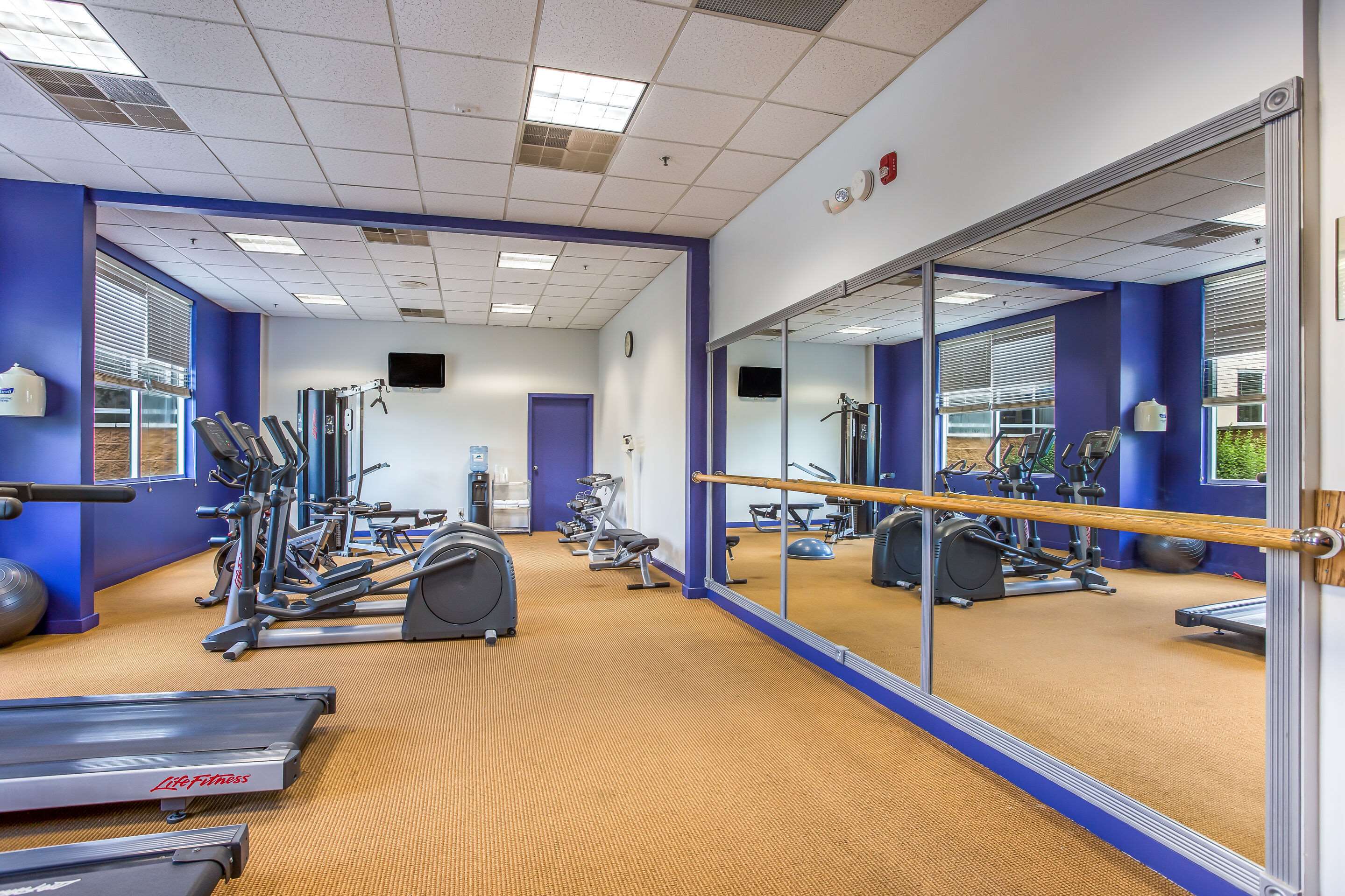 Fitness center | Burrstone Inn, Ascend Hotel Collection