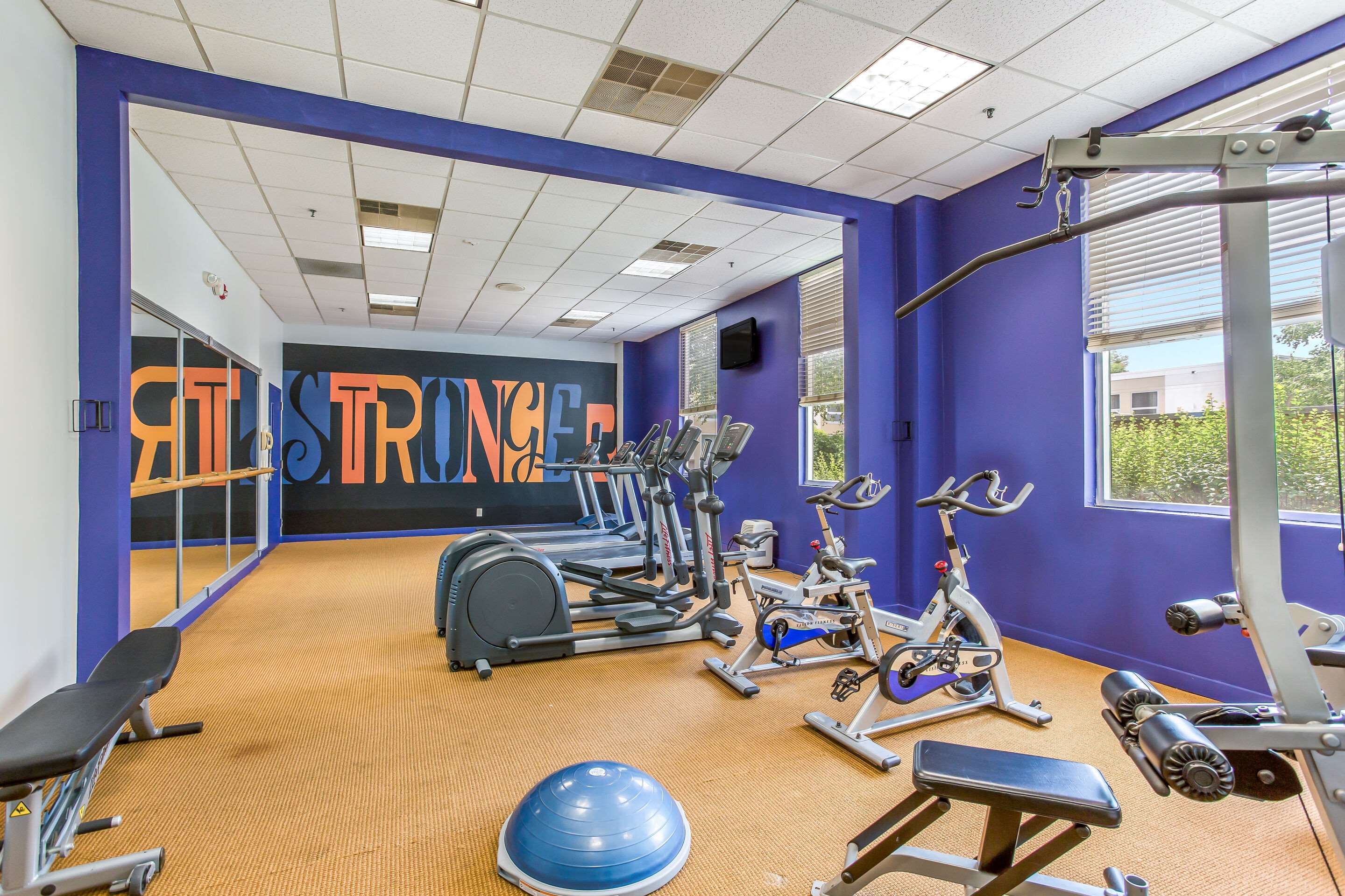 Fitness center | Burrstone Inn, Ascend Hotel Collection