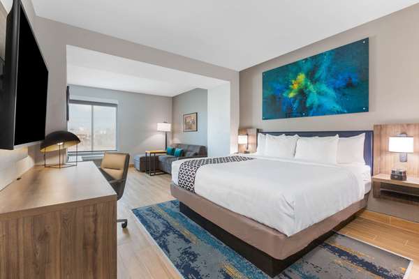  - La Quinta Inn & Suites Galveston