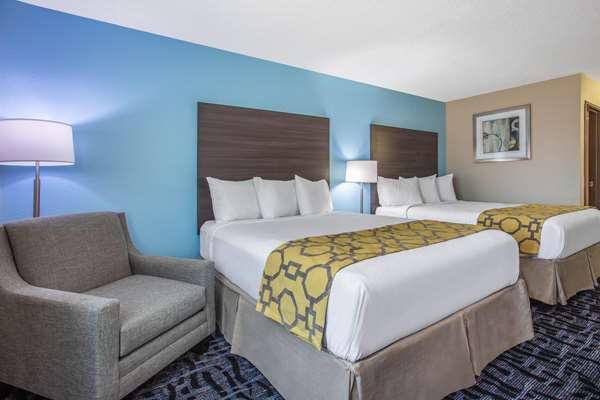  - Baymont Inn & Suites Joliet - I-80, Exit 130