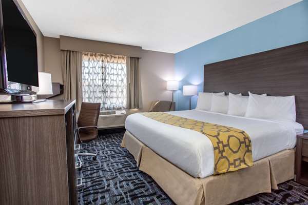  - Baymont Inn & Suites Joliet - I-80, Exit 130