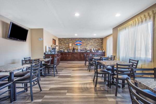  - Baymont Inn & Suites Joliet - I-80, Exit 130