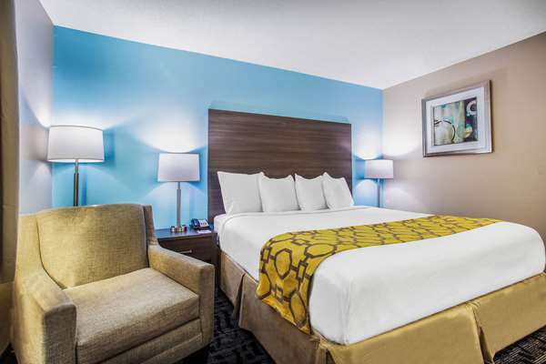  - Baymont Inn & Suites Joliet - I-80, Exit 130