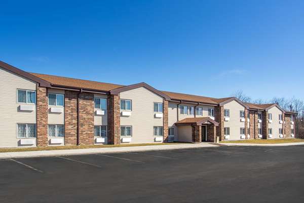 Exterior view - Baymont Inn & Suites Joliet - I-80, Exit 130