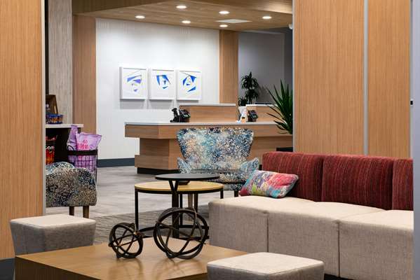  - Hilton Garden Inn Lynnwood - I-55, Exit 181