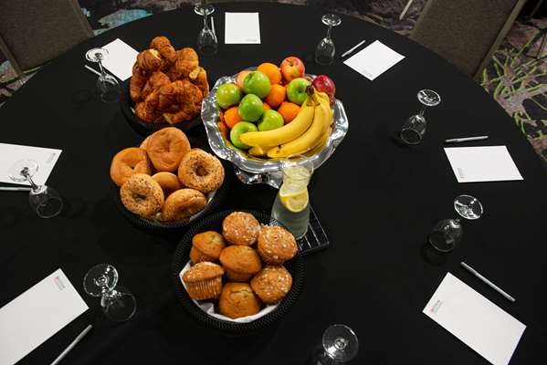  - Hilton Garden Inn Lynnwood - I-55, Exit 181