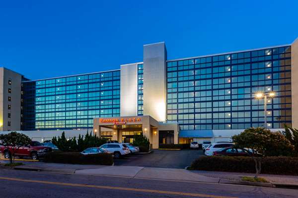Exterior view - Ramada Plaza Hotel Virginia Beach