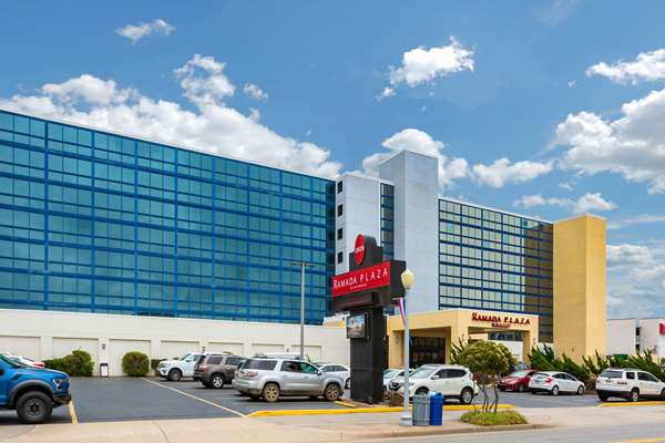Exterior view - Ramada Plaza Hotel Virginia Beach