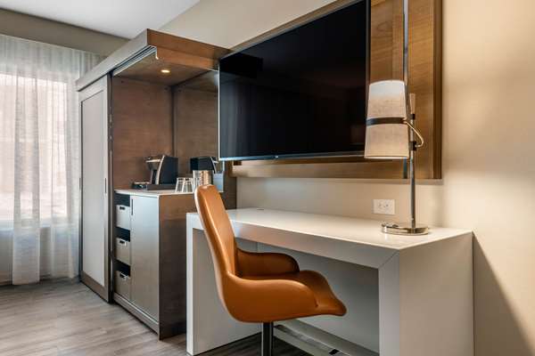  - Cambria Hotel Madeira Beach