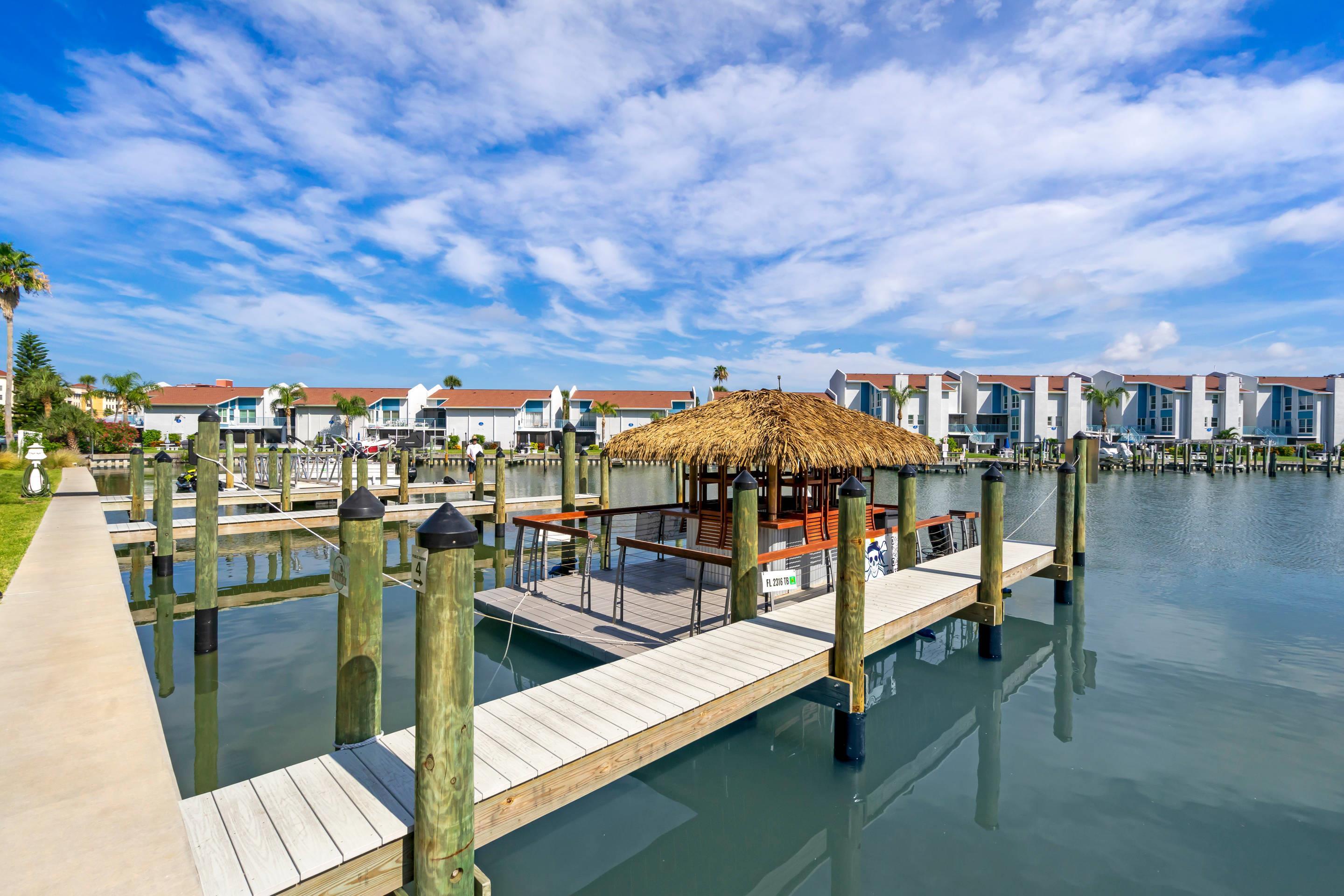 Dock | Cambria Hotel St Petersburg-Madeira Beach Marina