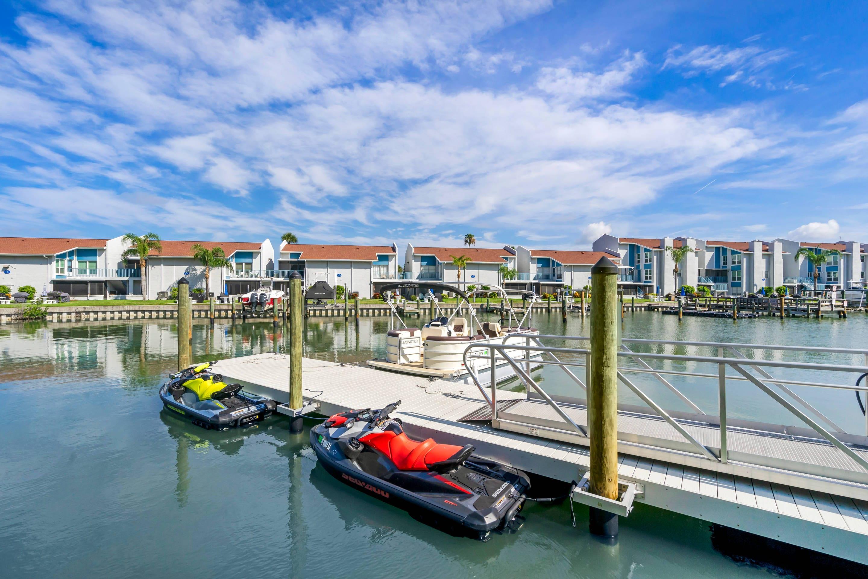 Dock | Cambria Hotel St Petersburg-Madeira Beach Marina